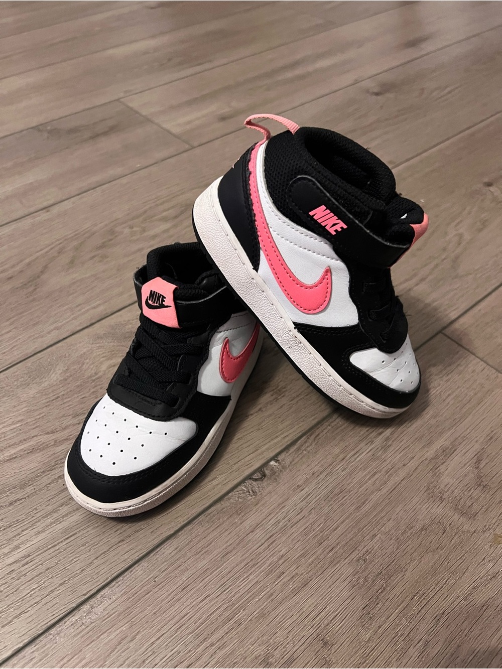 Nike Kids Mid-Top Sneakers - 9C